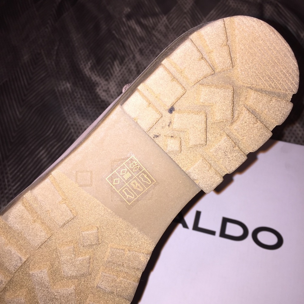 ALDo - Picture 3 of 7